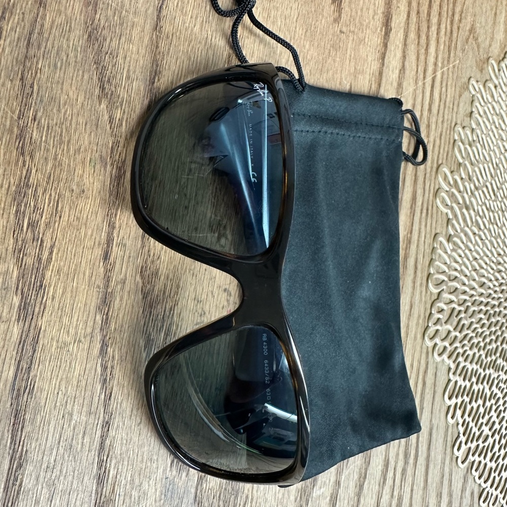 Ray ban sunglasses